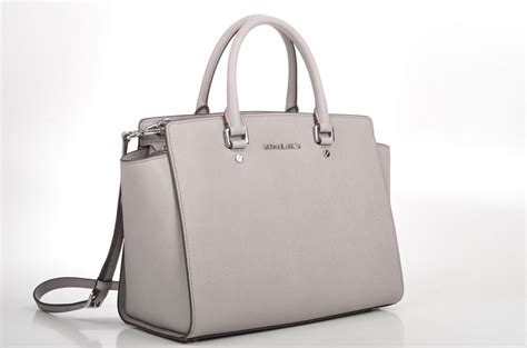 michael kors tasche grau schwarz|michael kors discontinued satchels.